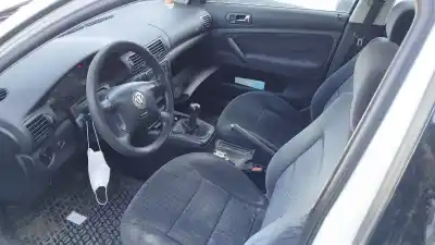 Véhicule à la ferraille volkswagen passat b3/b4 (3a2, 35i) 1.9 tdi de l'année 1999 alimenté afn