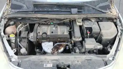 Veículo de Sucata peugeot 307 (3a/c) 1.6 16v do ano 2006 alimentado nfu (tu5jp4)