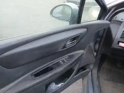 Здавання транспортного засобу citroen c4 i (lc_) 1.6 hdi року 2007 потужний 9hx