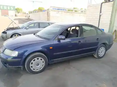 Veículo de Sucata volkswagen passat b5 (3b2) 1.6 do ano 1998 alimentado ahl