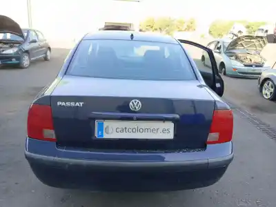 Veículo de Sucata volkswagen passat b5 (3b2) 1.6 do ano 1998 alimentado ahl