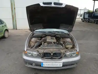 Veicolo di demolizione bmw 5 (e39) 530 d dell'anno 2001 alimentato m57 d30 (306d1)