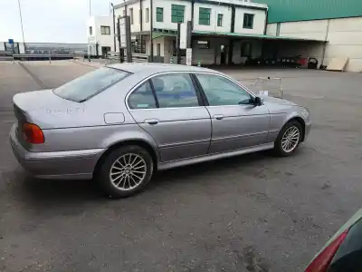 Veicolo di demolizione bmw 5 (e39) 530 d dell'anno 2001 alimentato m57 d30 (306d1)