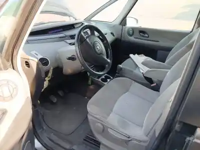 Sloopvoertuig renault espace iv (jk0/1_) 2.2 dci (jk0h) van het jaar 2004 aangedreven g9t j7