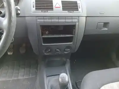 Veículo de Sucata skoda fabia i (6y2) 1.9 tdi do ano 2004 alimentado atd