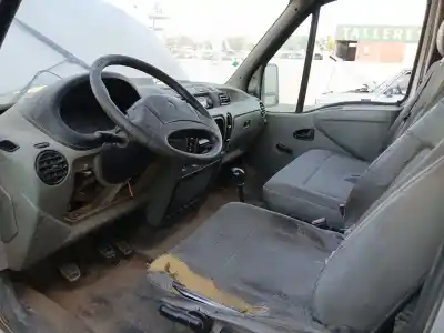Scrapping Vehicle renault master ii furgón (fd) 2.5 dci 120 of the year 2001 powered g9u a7