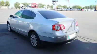 Здавання транспортного засобу volkswagen passat b6 (3c2) 2.0 tdi 16v року 2005 потужний bkp