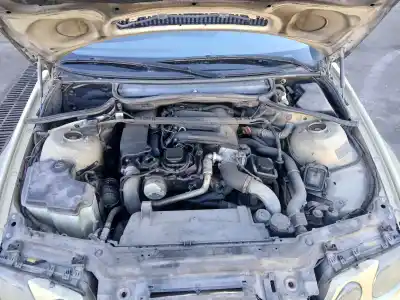 Veículo de Sucata bmw 3 (e46) 320 i do ano 2001 alimentado 204d4