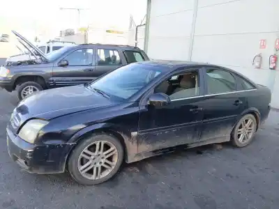 Scrapping Vehicle opel vectra c (z02) 2.2 dti 16v (f69) of the year 2003 powered y22dtr