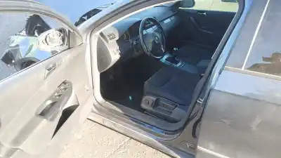 Здавання транспортного засобу volkswagen passat b6 (3c2) 2.0 tdi 16v року 2010 потужний cba