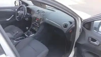 Veicolo di demolizione FORD MONDEO IV (BA7)  dell'anno 2009 alimentato QXBA