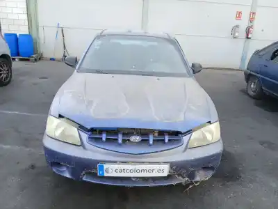 Véhicule à la ferraille HYUNDAI ACCENT II (LC)  de l'année 2001 alimenté G4EA