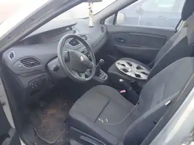 Здавання транспортного засобу renault scénic iii (jz0/1_) 1.6 e85 (jz03, jz1y) року 2010 потужний k4m r8