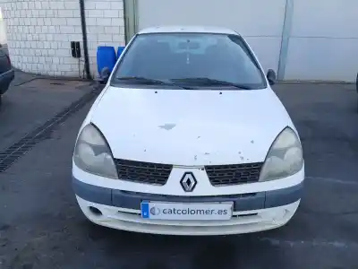 Véhicule à la ferraille RENAULT CLIO II (BB_, CB_)  de l'année 2003 alimenté K9K A7