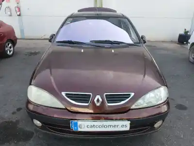 Véhicule à la ferraille RENAULT MEGANE I CLASSIC (LA0/1_)  de l'année 1999 alimenté F9Q A7 (72 KW)