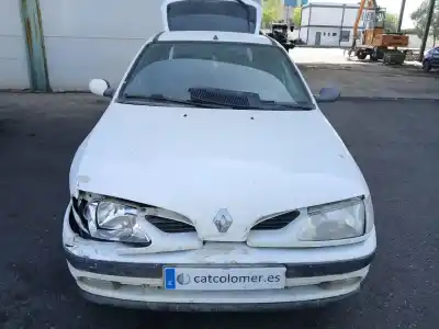 Véhicule à la ferraille RENAULT MEGANE I (BA0/1_)  de l'année 1997 alimenté K7M