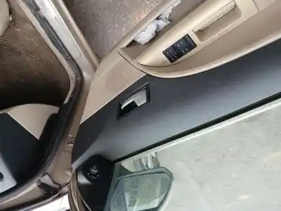 Vehículo de desguace FORD MONDEO III SEDÁN (B4Y)  del año 2001 con motor D6BA
