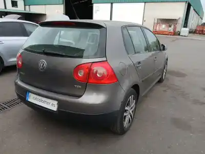 Veículo de Sucata volkswagen golf v (1k1) 1.9 tdi do ano 2006 alimentado bkc,bls,bxe