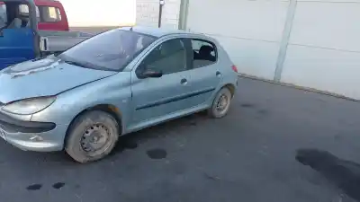 Здавання транспортного засобу peugeot 206 fastback (2a/c) 1.4 hdi eco 70 року 2002 потужний 8hx