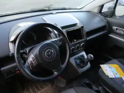 Veicolo di demolizione mazda 5 (cr19) 2.0 cd (cr19) dell'anno 2006 alimentato rf7j