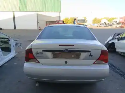 Veículo de Sucata ford focus i (daw, dbw) 1.8 turbo di / tddi do ano 2001 alimentado c9db