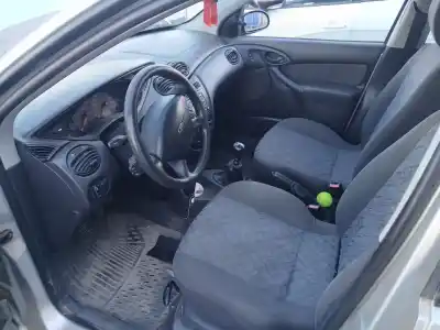 Veículo de Sucata ford focus i (daw, dbw) 1.8 turbo di / tddi do ano 2001 alimentado c9db