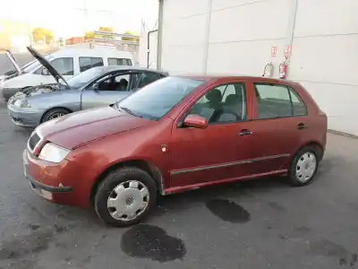 Véhicule à la ferraille skoda fabia i (6y2) 1.4 de l'année 2001 alimenté azf
