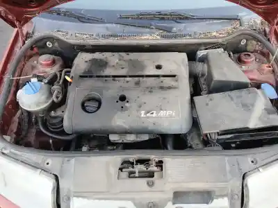 Véhicule à la ferraille skoda fabia i (6y2) 1.4 de l'année 2001 alimenté azf