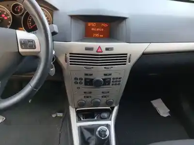 Veículo de Sucata opel astra h (a04) 1.6 (l48) do ano 2007 alimentado z16xe1