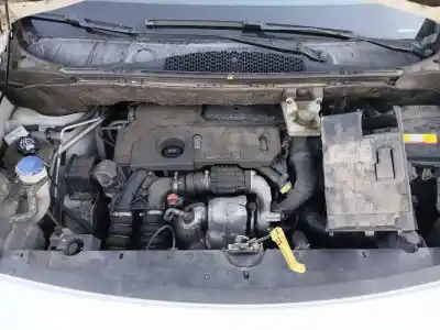 Veicolo di demolizione peugeot partner tepee 1.6 hdi 90 dell'anno 2013 alimentato 9h06