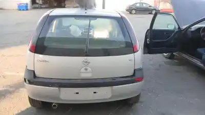 Sloopvoertuig opel corsa c (x01) 1.2 (f08, f68) van het jaar 2003 aangedreven z 12 xe