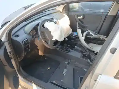 Sloopvoertuig opel corsa c (x01) 1.2 (f08, f68) van het jaar 2003 aangedreven z 12 xe