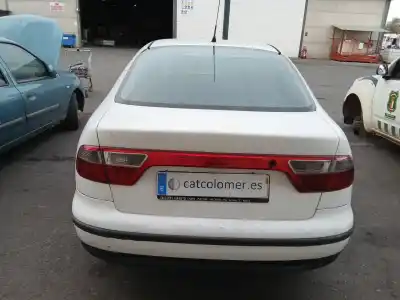 Veículo de Sucata seat toledo ii (1m2) 1.8 20v do ano 2000 alimentado agn