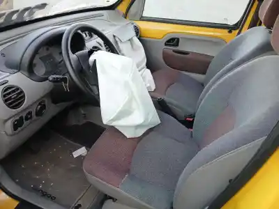 Здавання транспортного засобу renault kangoo (kc0/1_) 1.6 16v року 2002 потужний k4m 706,k4m 730,k4m 750,k4m 752,k4m 753