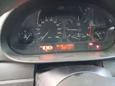 Scrapping Vehicle bmw 3 (e46) 320 d of the year 1999 powered 204d1