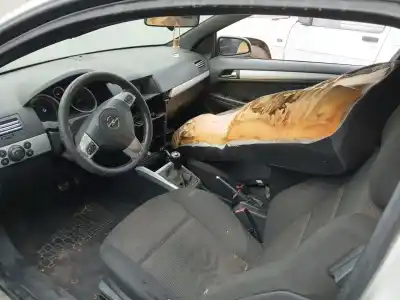 Здавання транспортного засобу opel astra h gtc (a04) 1.9 cdti (l08) року 2006 потужний z19dt