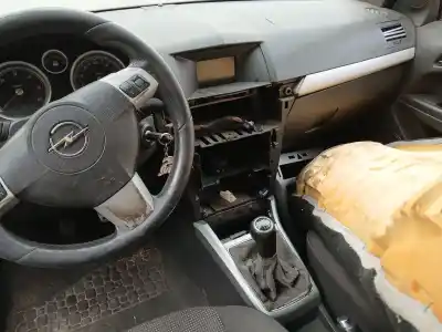 Здавання транспортного засобу opel astra h gtc (a04) 1.9 cdti (l08) року 2006 потужний z19dt