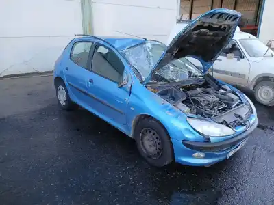 Veículo de Sucata peugeot 206 fastback (2a/c) 1.6 16v do ano 2001 alimentado nfu (tu5jp4)