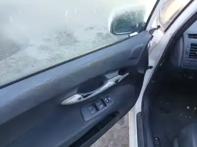 Scrapping Vehicle toyota auris (_e15_) 2.0 d-4d (ade150_) of the year 2008 powered 1ad