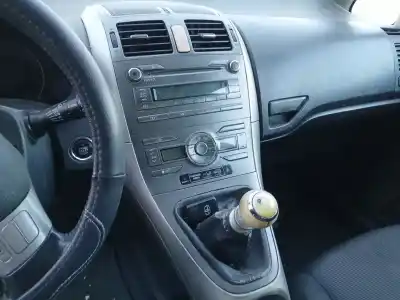 Scrapping Vehicle toyota auris (_e15_) 2.0 d-4d (ade150_) of the year 2008 powered 1ad