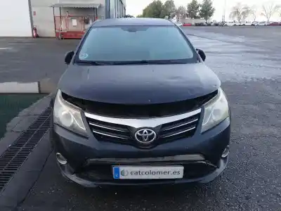 Sloopvoertuig TOYOTA AVENSIS SEDÁN (_T27_)  van het jaar 2012 aangedreven 1AD