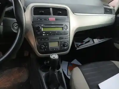 Hurda Aracı fiat grande punto (199_) 1.3 d multijet yılın 2006 güçlü 199a2000