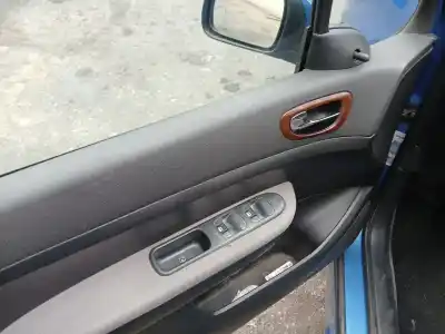 Sloopvoertuig peugeot 307 (3a/c) 2.0 hdi 90 van het jaar 2002 aangedreven 