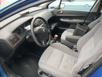 Sloopvoertuig peugeot 307 (3a/c) 2.0 hdi 90 van het jaar 2002 aangedreven 