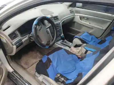 Veículo de Sucata volvo s80 i (184) 2.5 tdi do ano 2001 alimentado d5252t