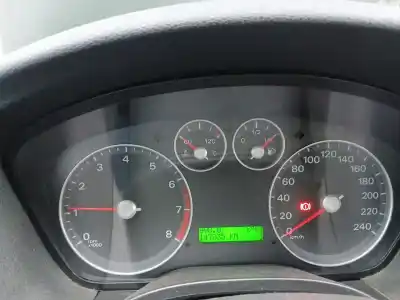 Veículo de Sucata ford focus ii (da_, hcp, dp) 1.6 do ano 2006 alimentado hwda,hwdb,shda,shdb,shdc