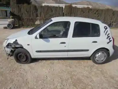 Scrapping Vehicle RENAULT CLIO II FASE II (B/CB0) Alize of the year 2001 powered F9RK7