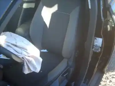 Scrapping Vehicle ford focus turn. (cb8) titanium of the year 2011 powered t1db