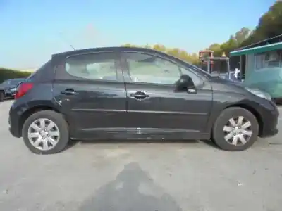 Sloopvoertuig peugeot 207 x-line van het jaar 2006 aangedreven 8hz