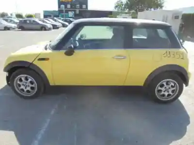 Здавання транспортного засобу MINI MINI (R50,R53) Cooper року 2002 потужний W10B16A